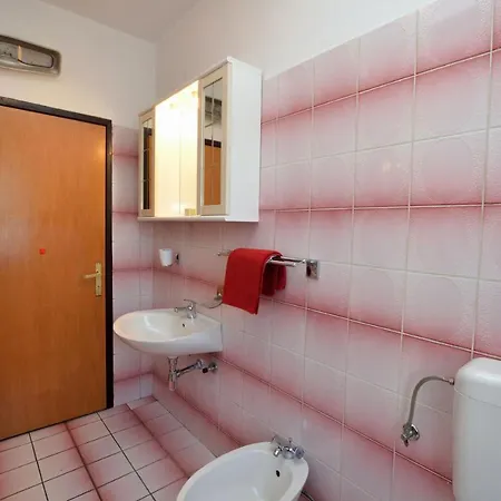 Rooms Tomc Guest house *